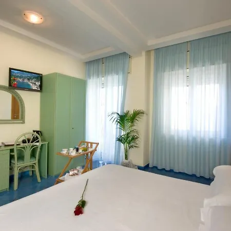 Reale Hotel 3*