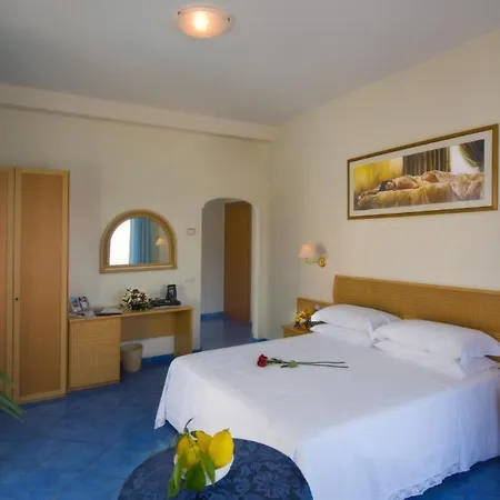 Reale Hotel 3*